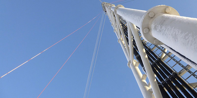 Antennebouw. De constructie gebouwd door Pieper Staalbouw
